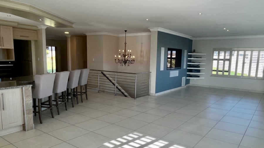 4 Bedroom Property for Sale in Monte Christo Western Cape